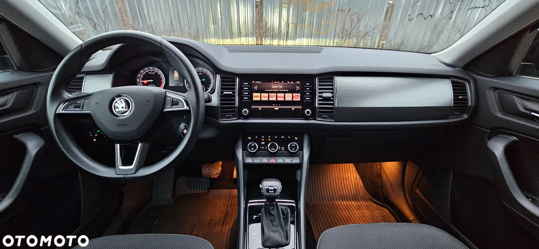 Skoda Kodiaq 2.0 TDI 4x4 Business DSG - 12