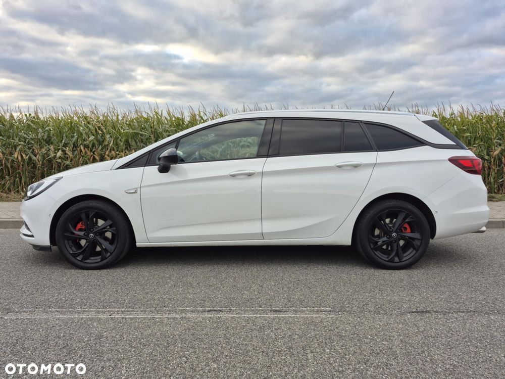 Opel Astra 1.6 T Elite S&S - 1