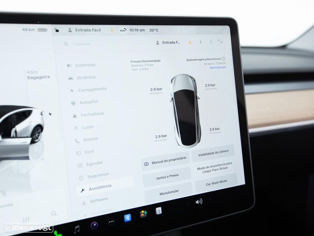 Tesla Model Y Long Range Dual Motor AWD - 24