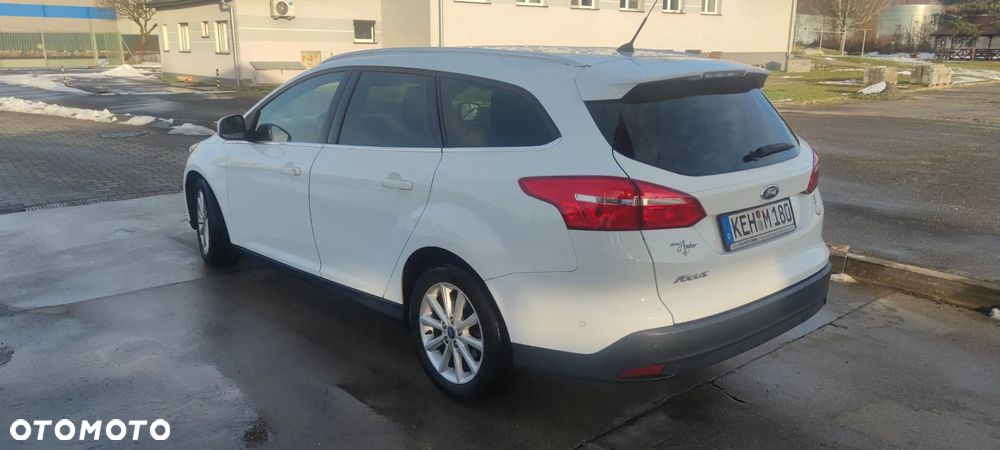 Ford Focus 1.5 TDCi DPF Start-Stopp-System Titanium - 5