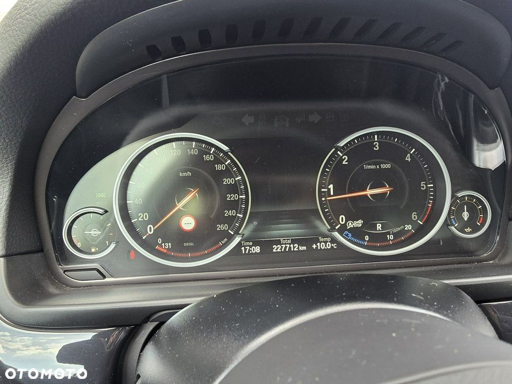 BMW Seria 5 - 35