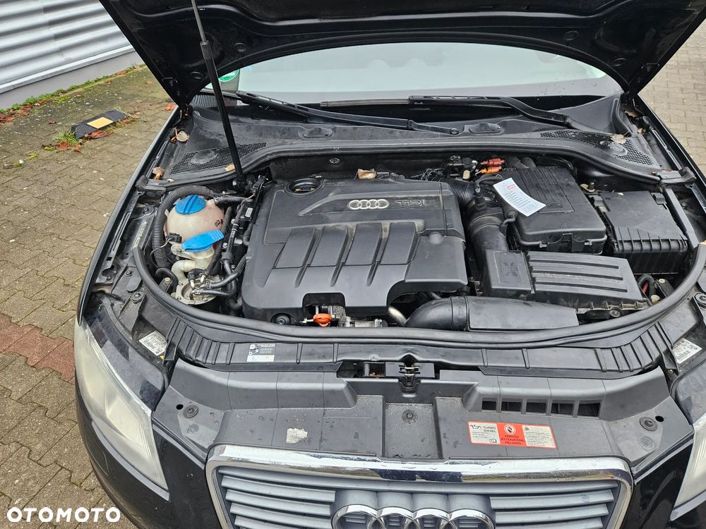 Audi A3 Sportback 2.0 TDI DSG Ambiente - 15