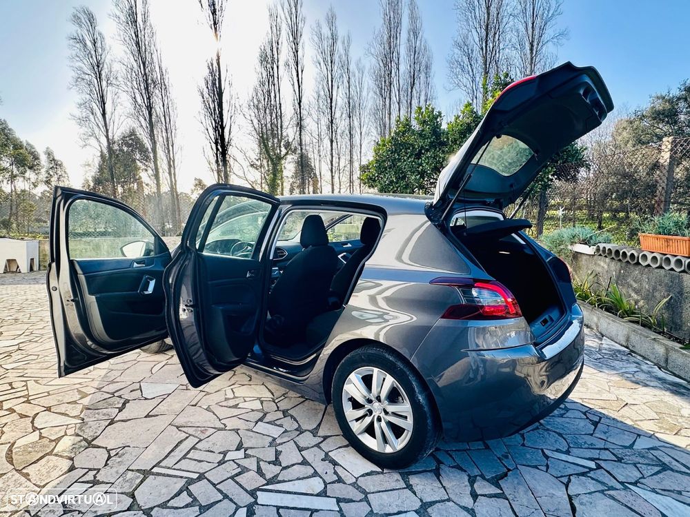 Peugeot 308 1.2 PureTech Style - 6