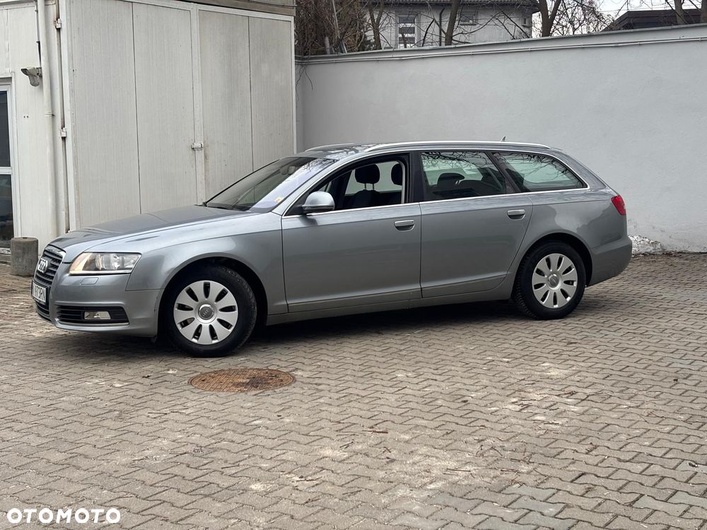 Audi A6 Avant 2.0 TDI Multitronic - 11