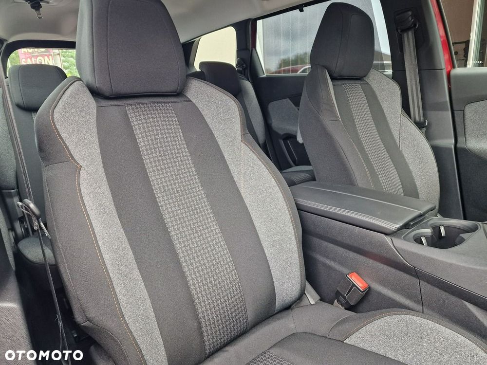 Peugeot 5008 BlueHDI 130 EAT8 Active Pack - 24