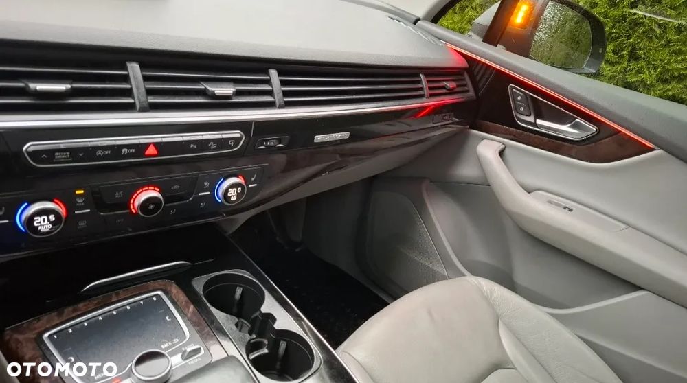 Audi Q7 3.0 TFSI Quattro Tiptronic - 10