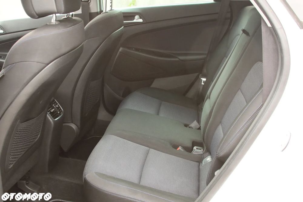 Hyundai Tucson blue 1.7 CRDi 2WD Advantage - 15