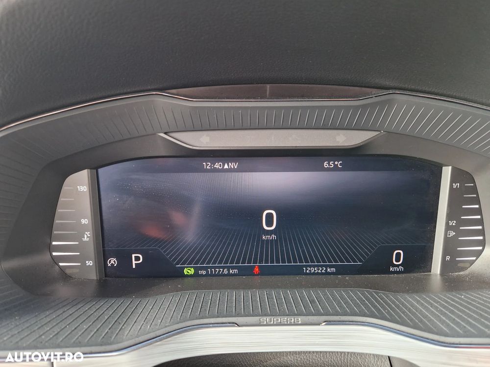 Skoda Superb 2.0 TDI DSG Ambition - 13