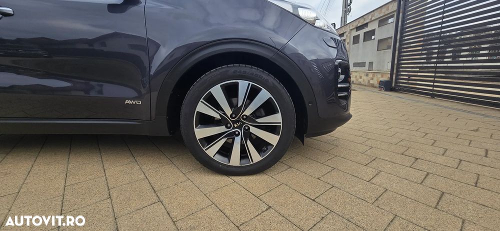 Kia Sportage 2,0 CRDI AWD Aut. Platinum - 6