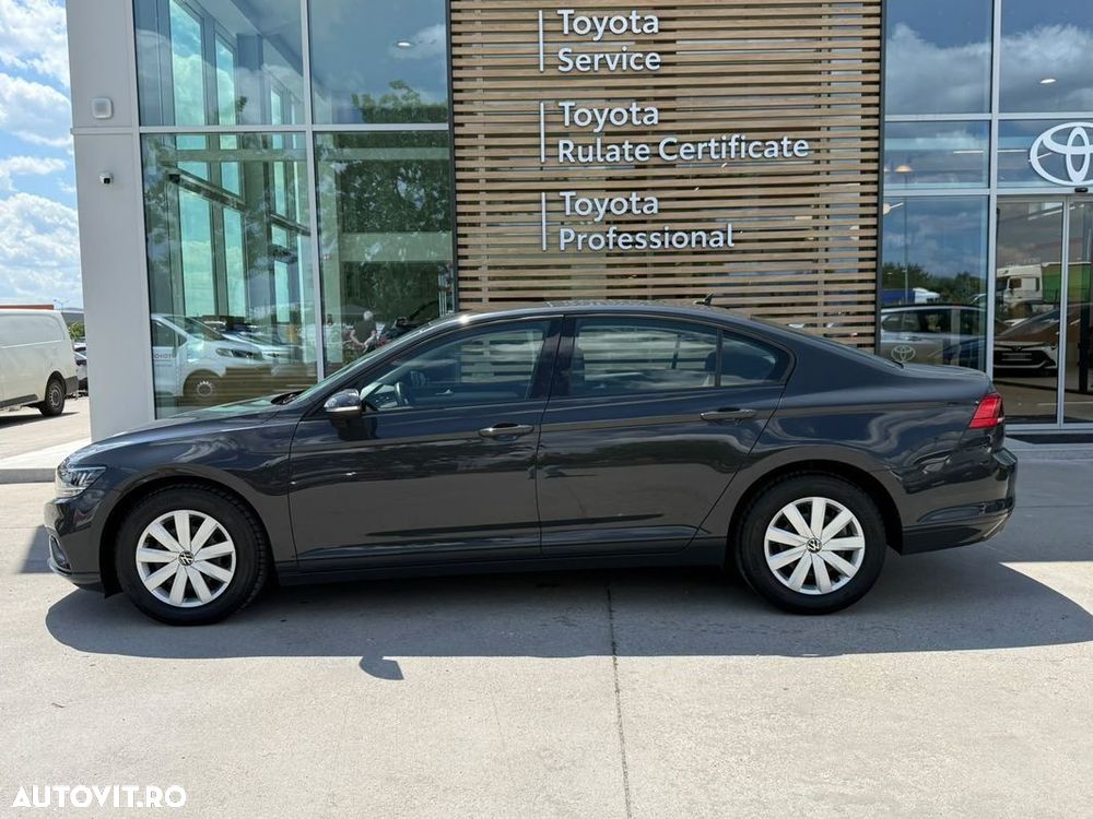 Volkswagen Passat - 6