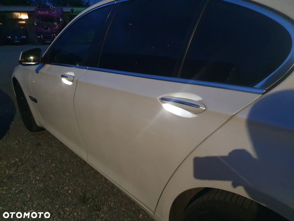 BMW Seria 7 730d Blue Performance - 21