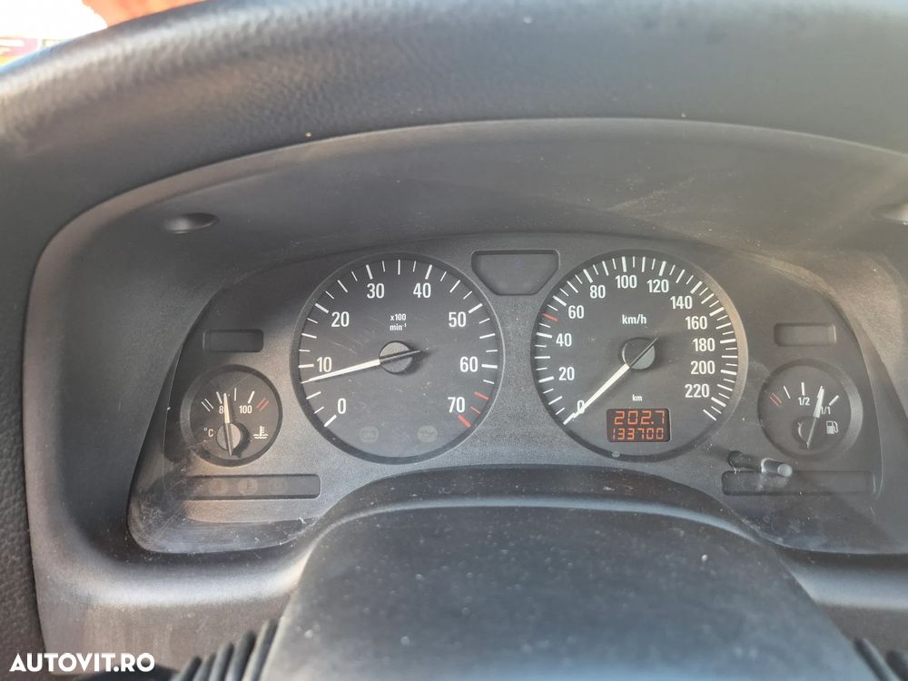 Opel Astra 1.6 - 3