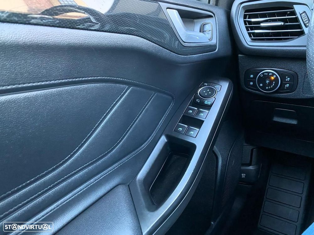 Ford Focus SW 1.5 TDCi EcoBlue ST-Line - 26