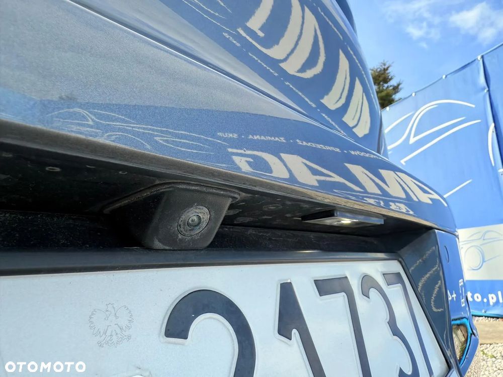 Peugeot 208 PureTech 100 Allure - 12