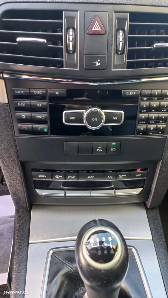 Mercedes-Benz E 220 CDi Avantgarde BlueEfficiency - 11