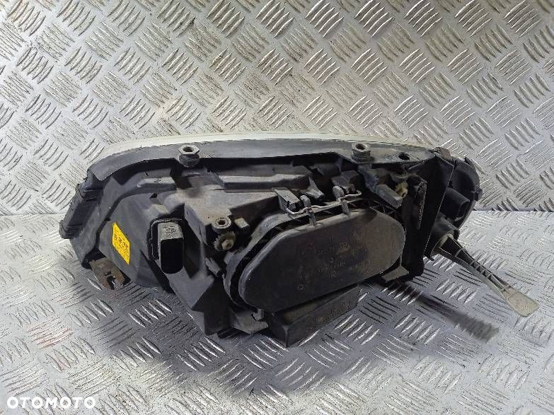 LAMPA PRAWA PRZEDNIA VOLKSWAGEN SHARAN - 2
