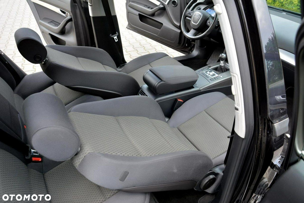 Audi A6 Avant 2.4 - 18