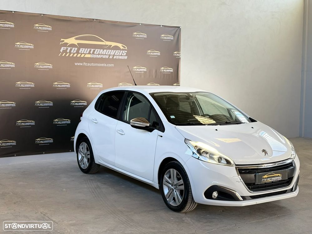 Peugeot 208 - 2