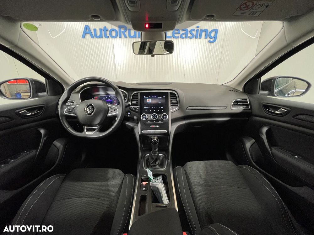 Renault Megane TCe 140 GPF Equilibre - 8