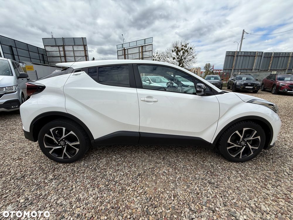 Toyota C-HR - 14