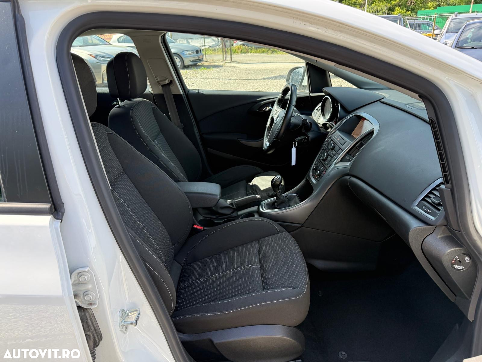 Opel Astra 1.6 CDTI DPF ecoFLEX Start/Stop Style - 6