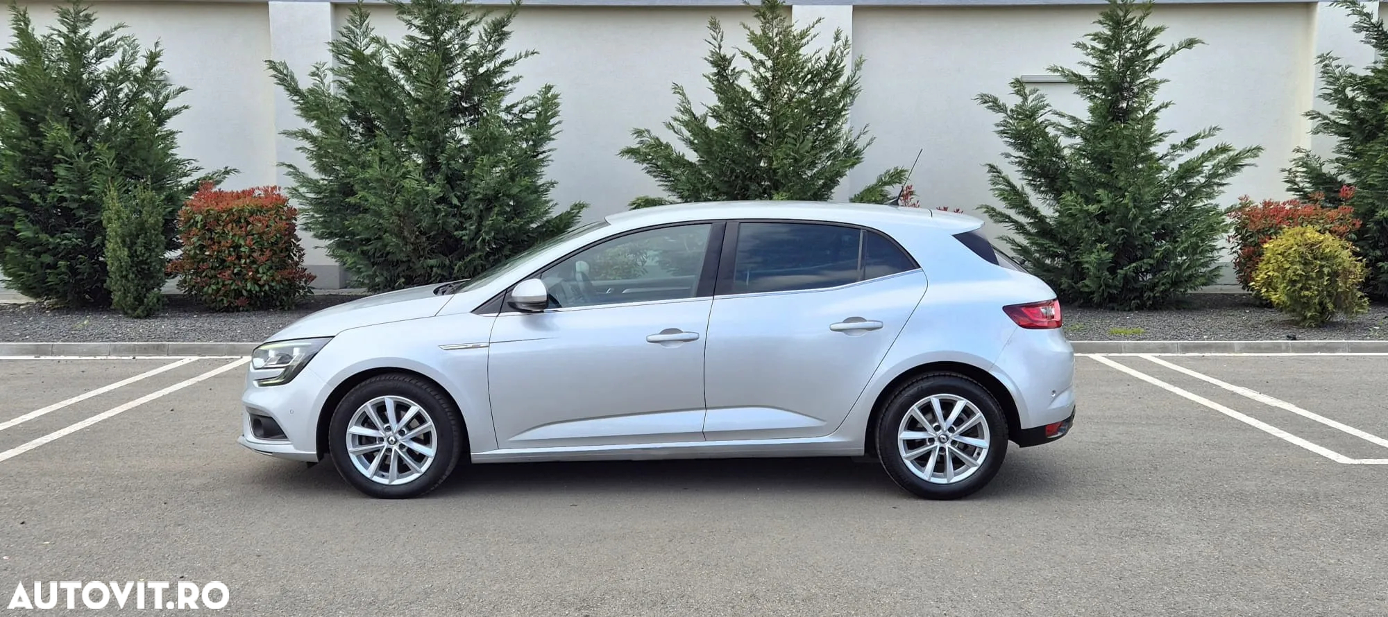 Renault Megane - 5