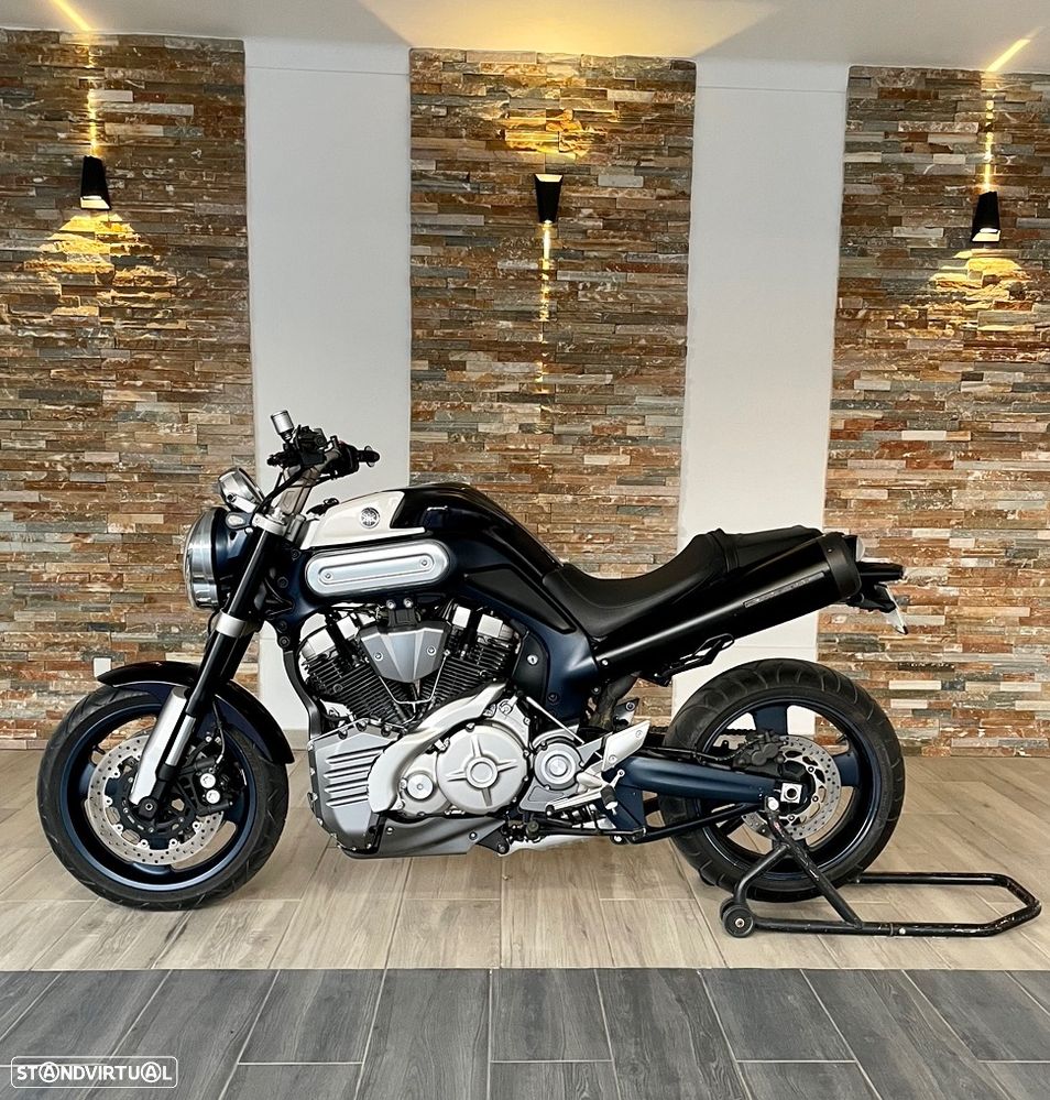 Yamaha MT-01 - 2