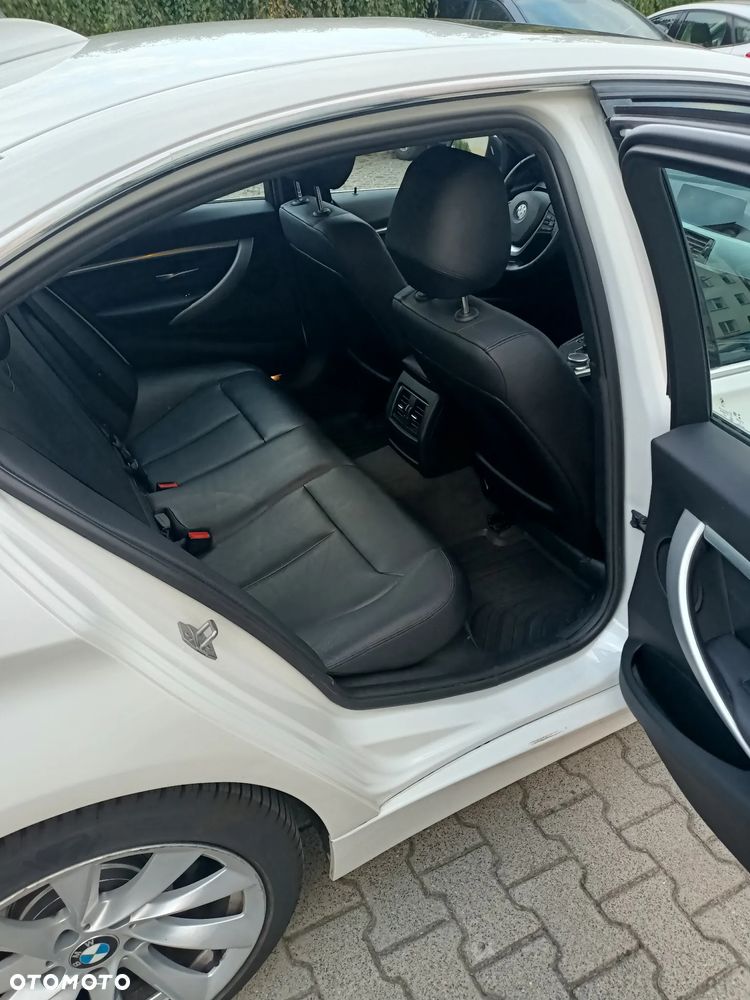 BMW Seria 3 - 17