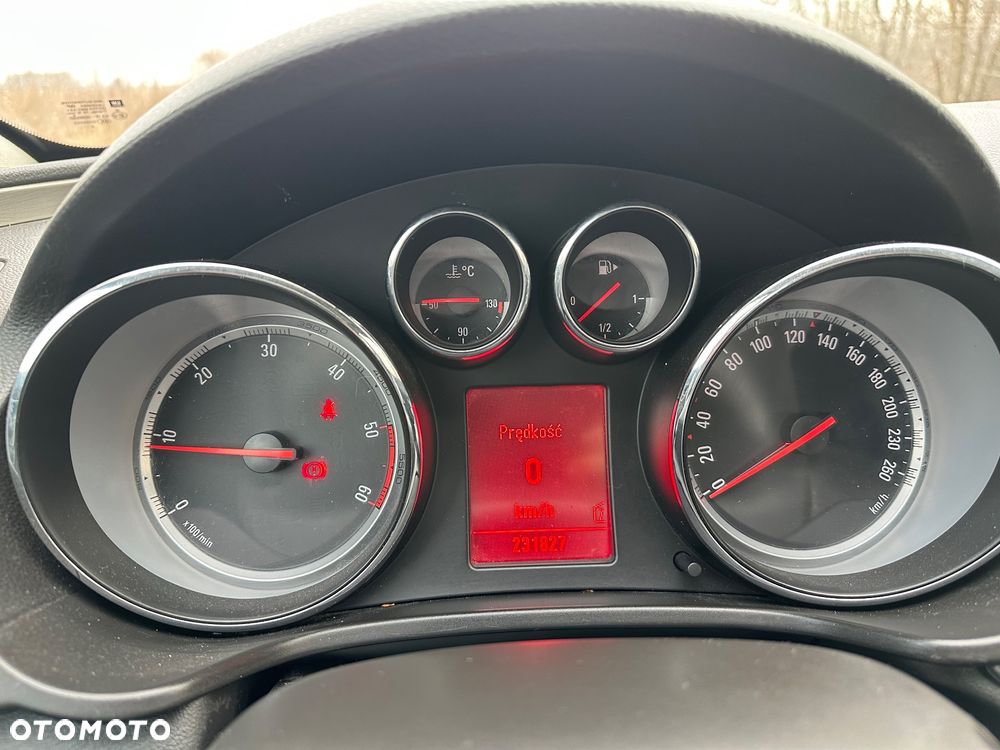 Opel Insignia 2.0 CDTI - 13