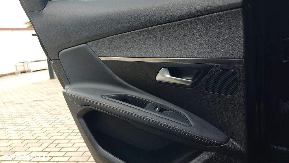 Peugeot 3008 1.5 BlueHDi GT S&S - 36