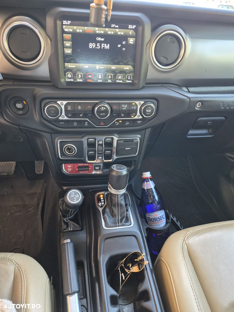 Jeep Wrangler 2.0 Turbo AT8 Rubicon - 23