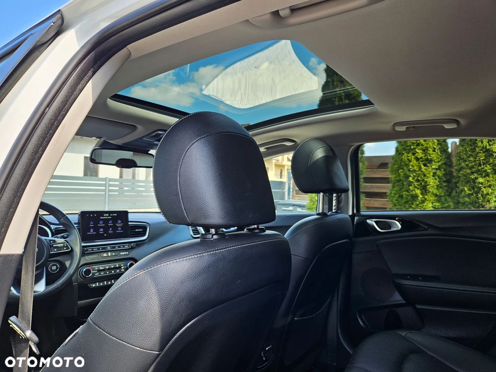 Kia Ceed 1.4 T-GDI DCT OPF Platinum Edition - 13