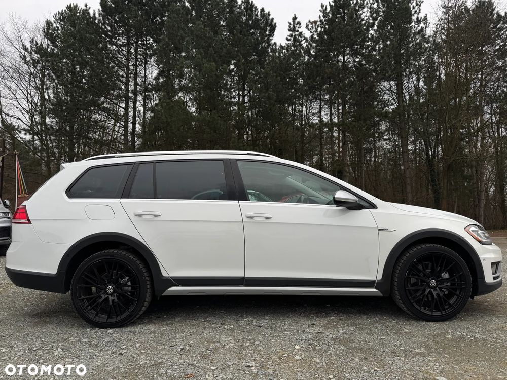 Volkswagen Golf - 16