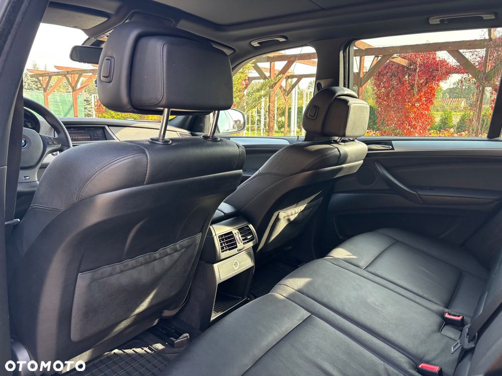 BMW X5 xDrive35d - 24