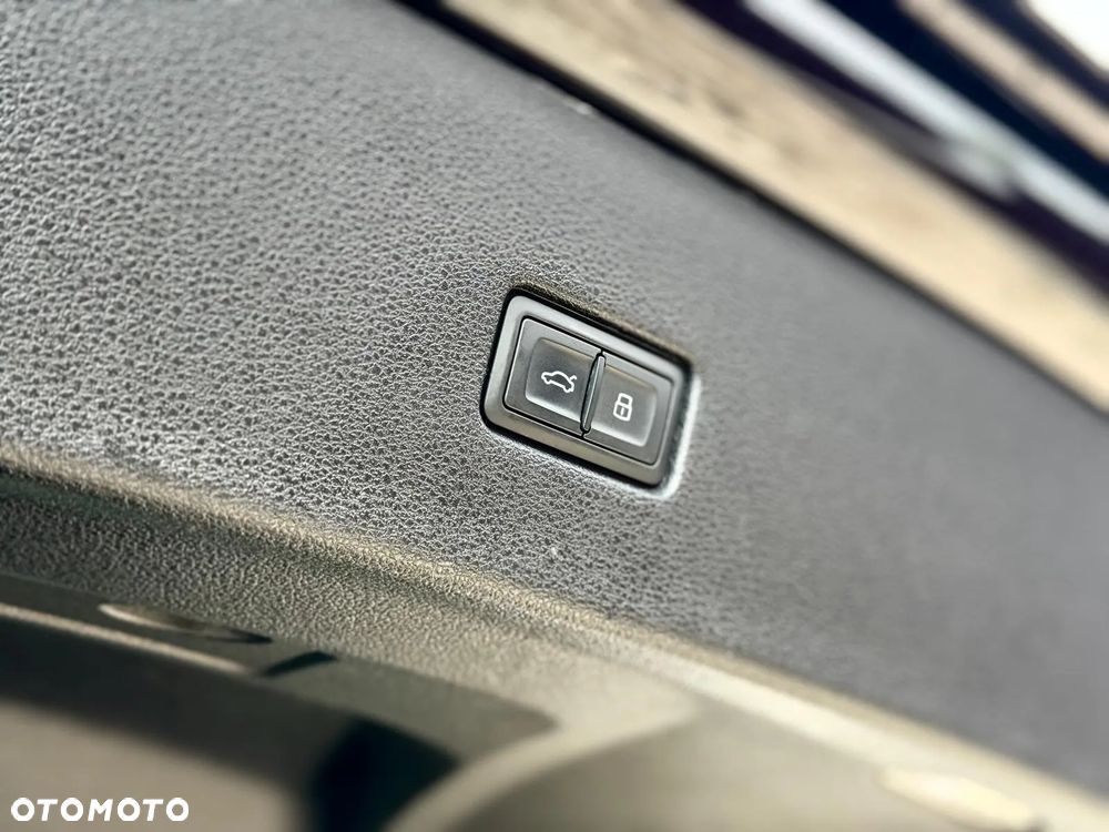 Audi SQ8 TDI quattro tiptronic - 38