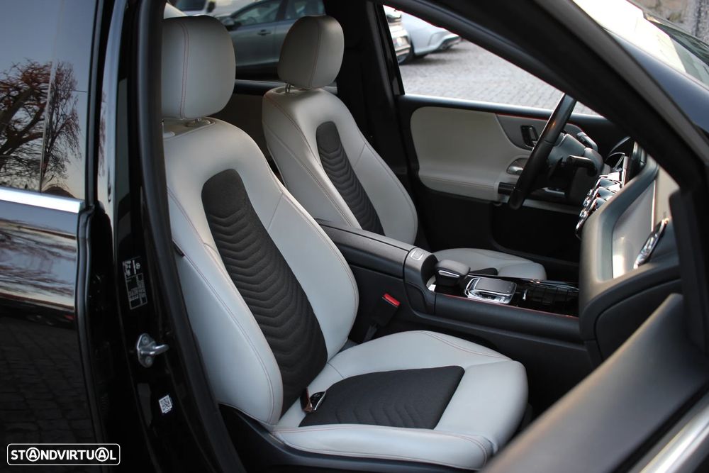 Mercedes-Benz B 220 d Style Plus - 39