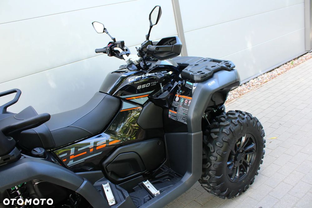 CFMoto CForce - 18