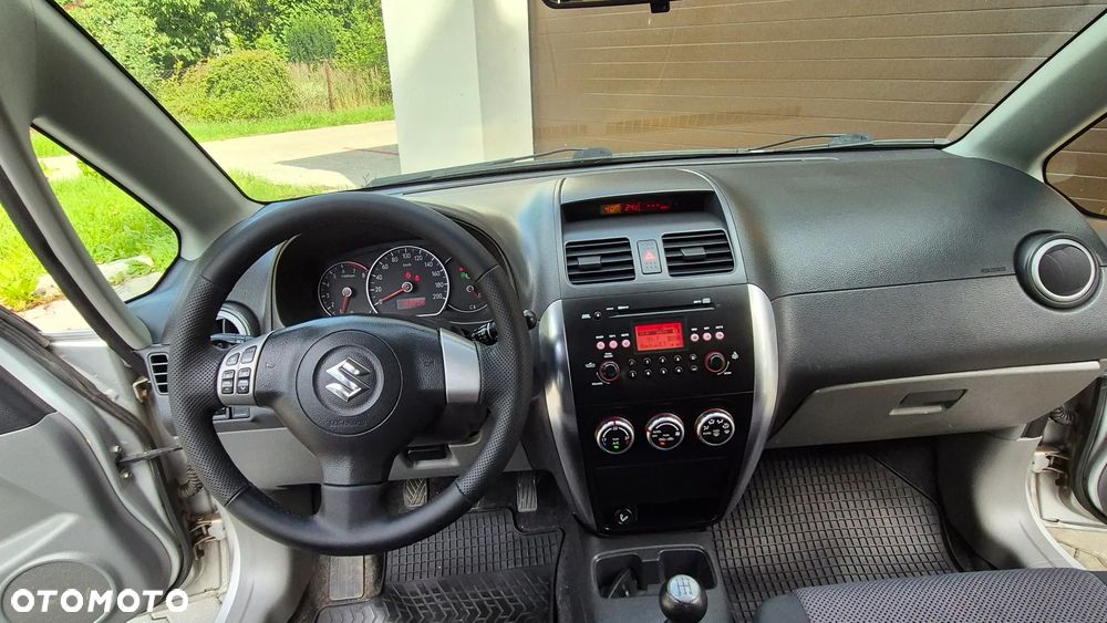 Suzuki SX4 1.6 VVT 4x4 Club - 6