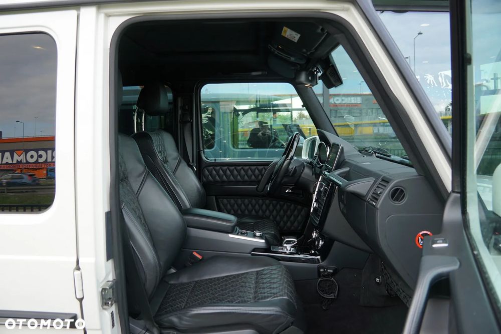 Mercedes-Benz Klasa G AMG 63 AMG SPEEDSHIFT 7G-TRONIC - 24