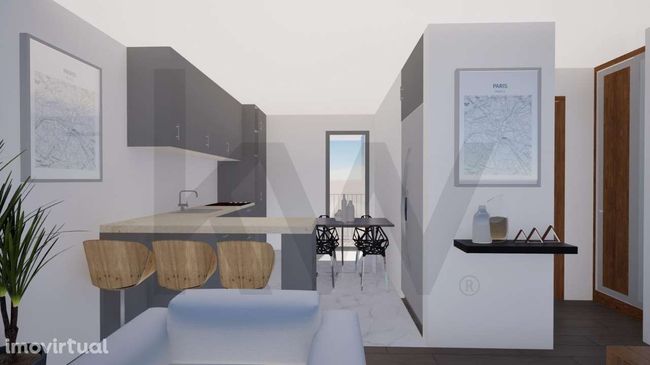 Apartamento T2 com Lugar de Estacionamento totalmente remodelado e a e - Grande imagem: 2/18