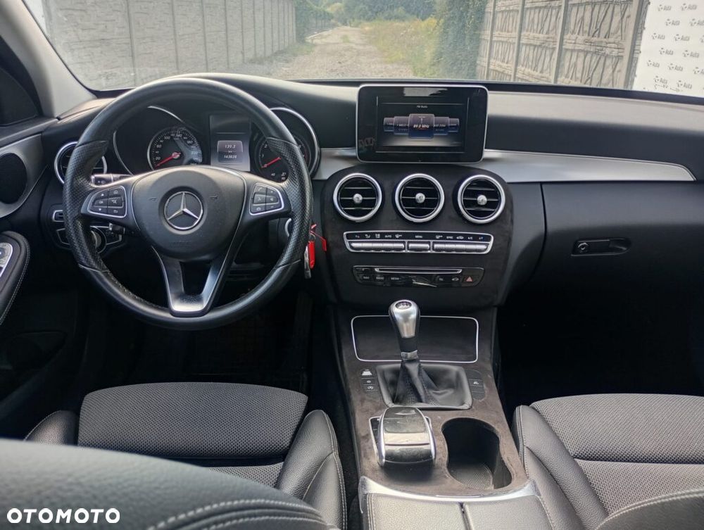 Mercedes-Benz Klasa C 180 (BlueEFFICIENCY) - 8