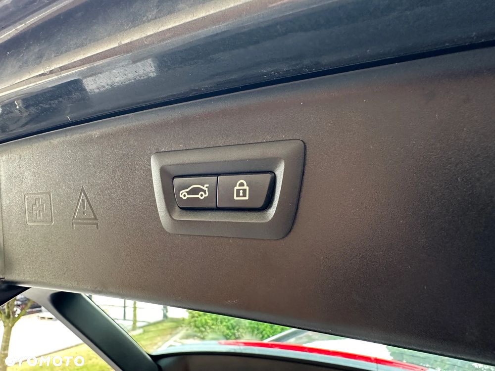 BMW Seria 5 520d xDrive - 21