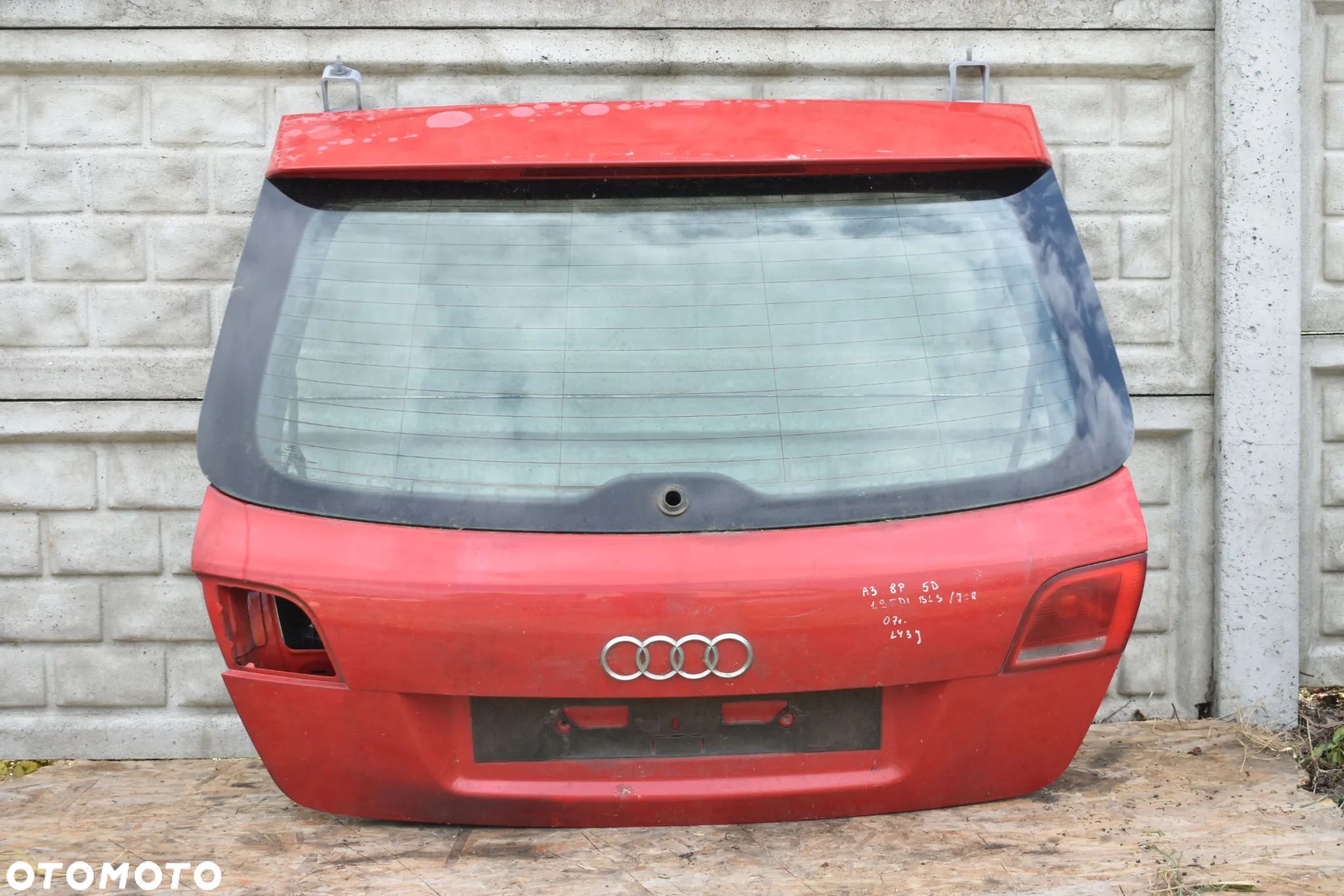 KLAPA BAGAŻNIKA AUDI A3 8P 5D LY3J - 1