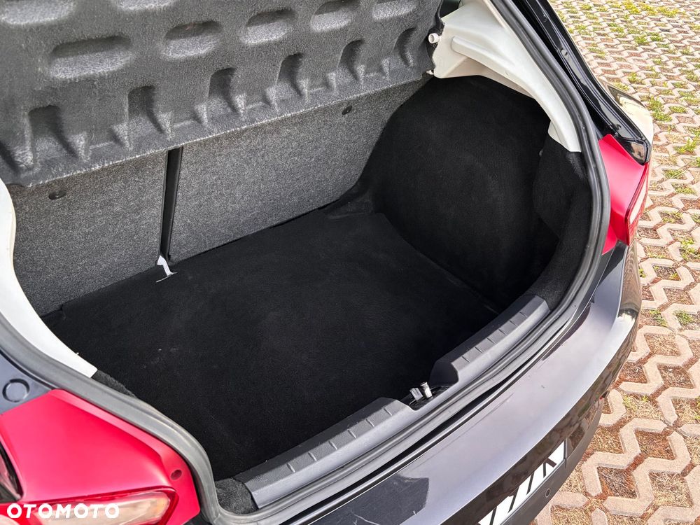 Seat Ibiza SC 1.4 16V Sport - 23