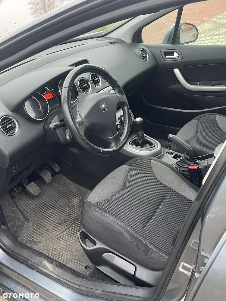 Peugeot 308 1.6 HDi Premium - 6