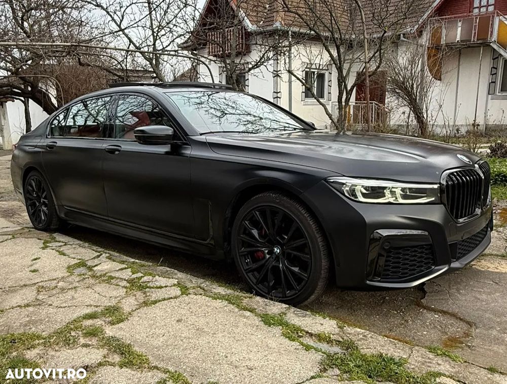 BMW Seria 7 750i xDrive - 16