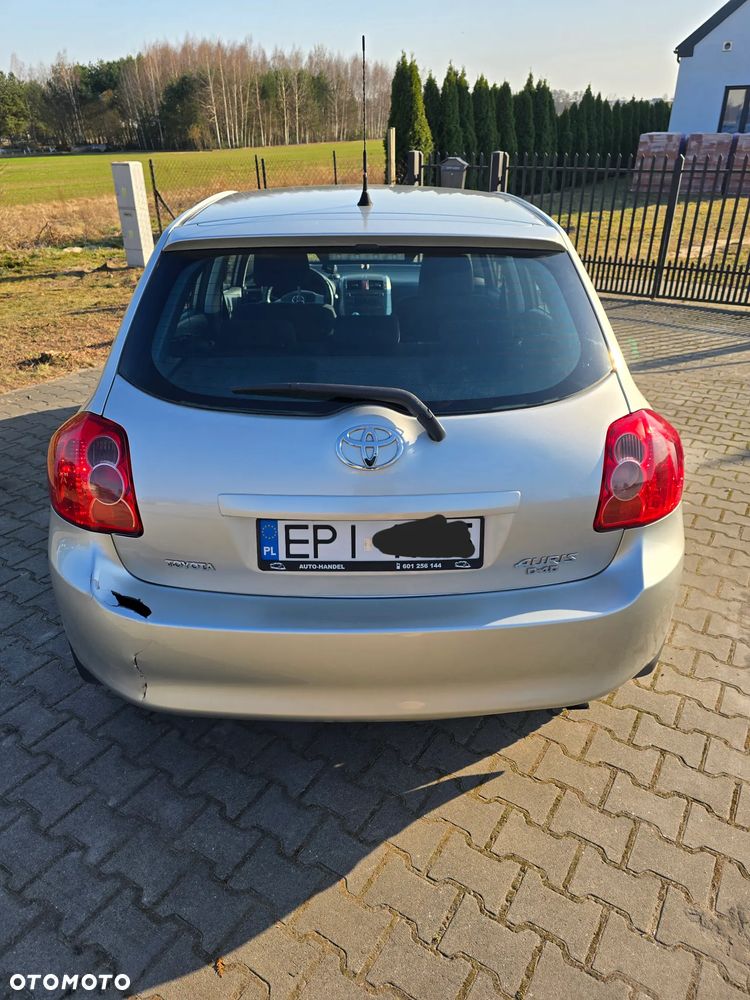 Toyota Auris 2.0 D-4D 2010 - 6