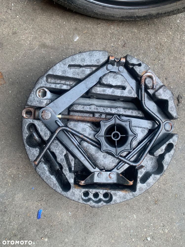 Zestaw naprawczy koła zapasowego lewarek klucz ucho Saab 95 vector opel Alfa Romeo - 1