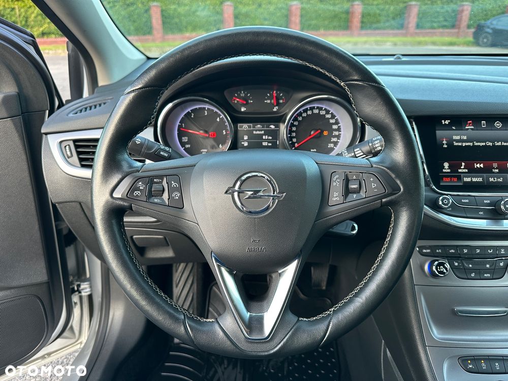 Opel Astra 1.6 CDTI Sport - 24