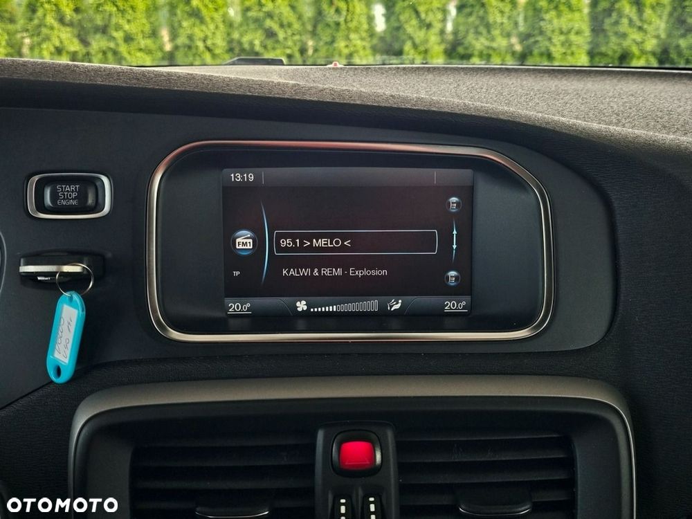 Volvo V40 D2 Momentum - 19